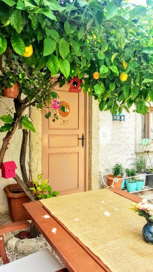 Lilyum Alacati - Tas Ev Экстерьер фото